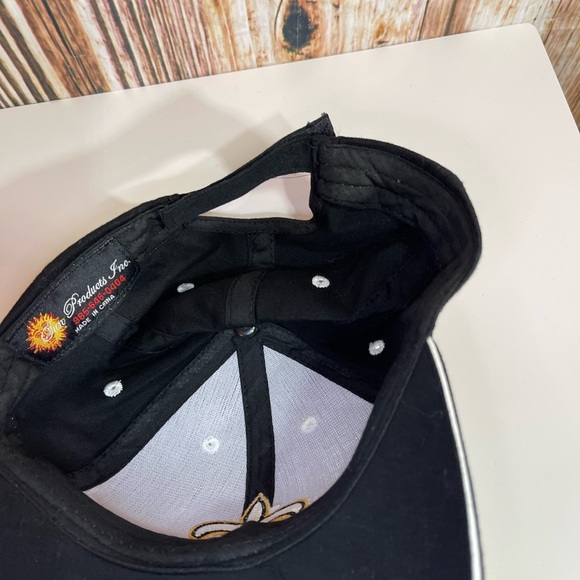 New Orleans Saints Hat Cap Adjustable Black White Pre Owned Excellent Condition - Picture 5 of 5
